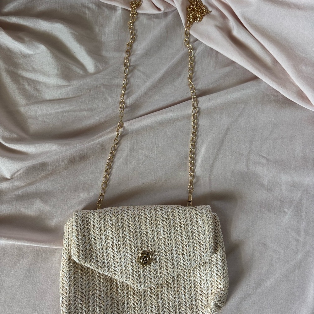 Elegant Cream Chain Bag